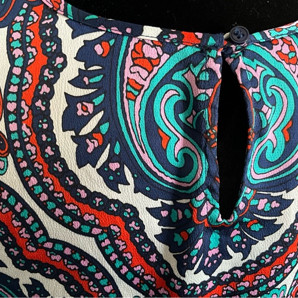 SET of 2 Talbots Womens Blouses Tops Tunics Bird - Picture 5 of 13